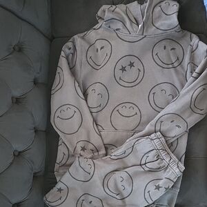 GAP Factory Gray Smiley Kids Matching Set